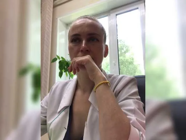 Live sex webcam photo for -Jolly- #261335017
