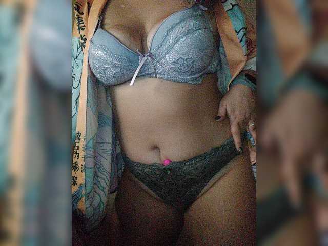 Live sex webcam photo for KLEE-S #256103042