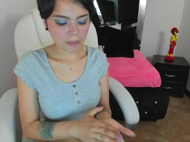 Live sex webcam photo for reiven-brown #241262136