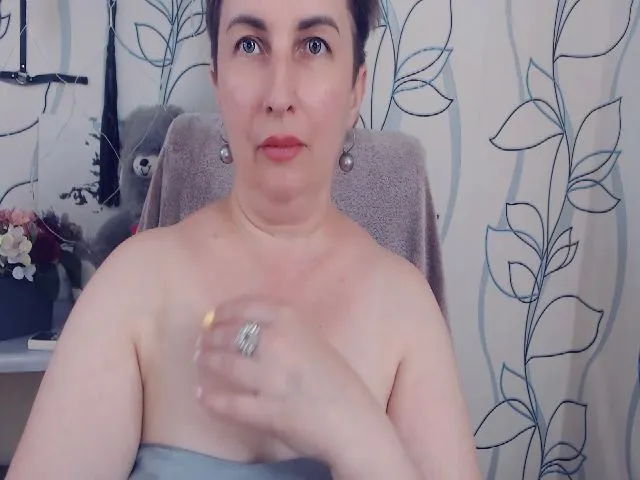 Live sex webcam photo for DepravedMadam #255281693