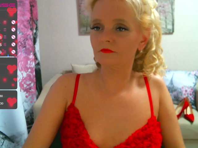 Live sex webcam photo for ChristieRoses #247594125