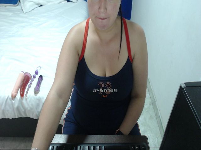 Live sex webcam photo for briannafire #260765669