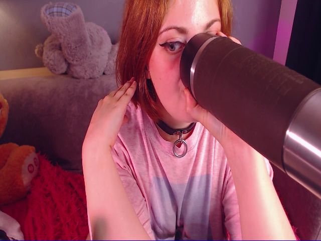 Live sex webcam photo for AliceCutePerv #255350851