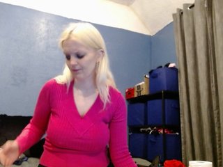 Live sex webcam photo for chillyhicks #240701475