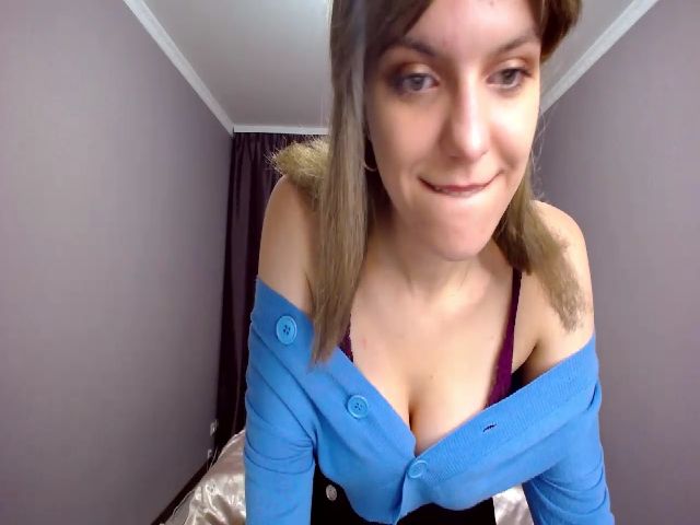 Live sex webcam photo for SolveMysecret #252935383