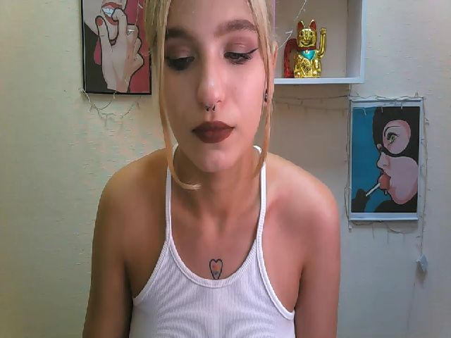 Live sex webcam photo for Isabe_lla #255222644