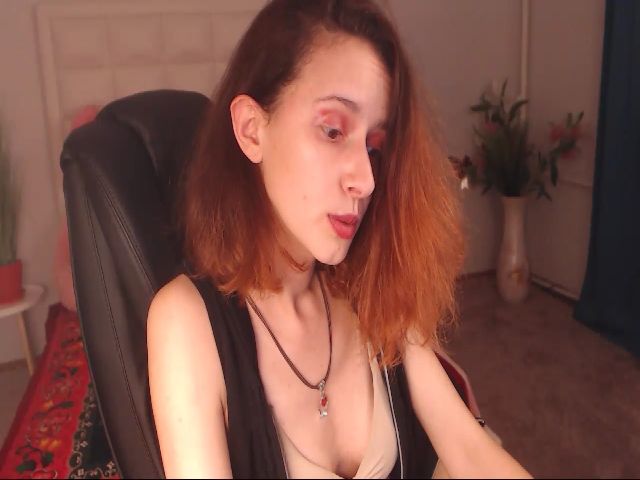 Live sex webcam photo for IrisNichols #261776502