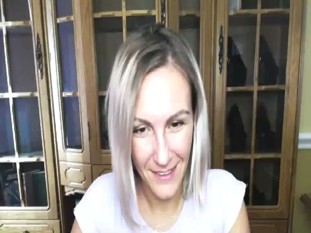 Live sex webcam photo for MiliEsiens #260494283