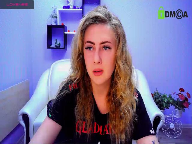 Live sex webcam photo for PrincesSnake #255001454