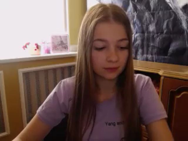 Live sex webcam photo for EmiStern #257457173