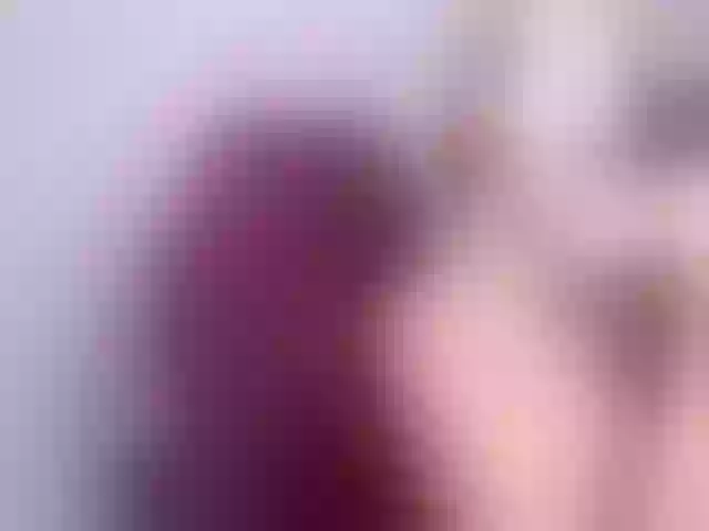 Live sex webcam photo for LionellaRicci #252797735