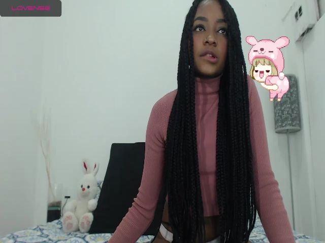 Live sex webcam photo for Danielanaggy #259269449