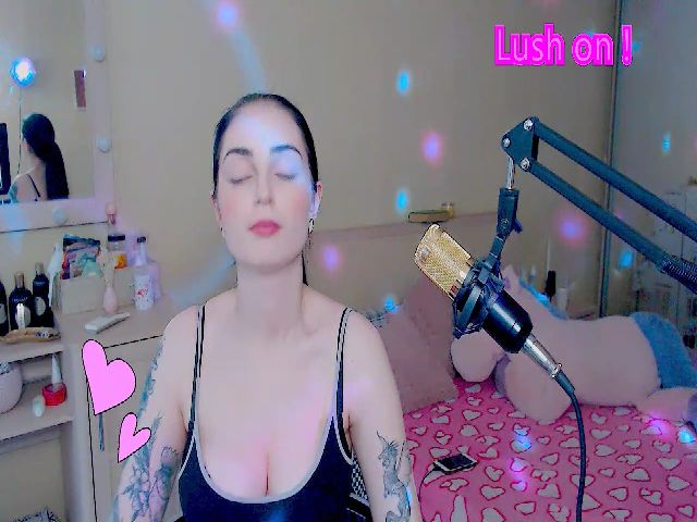 Live sex webcam photo for sunshinebabee #260720090