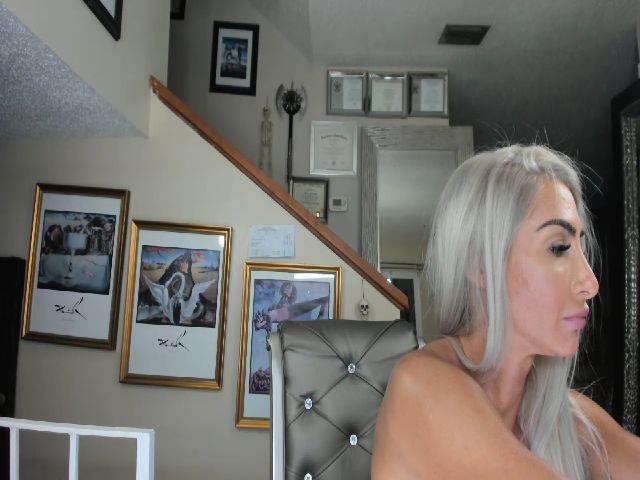 Live sex webcam photo for ADRIANA_FOX #261833570