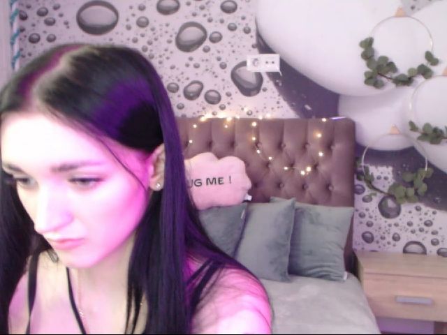 Live sex webcam photo for SamantaBerryl #254397413