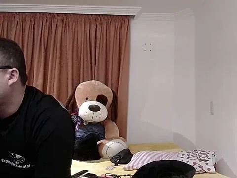 Live sex webcam photo for Slave_Strong #252050673