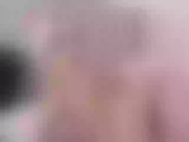 Live sex webcam photo for AnaUribe #241129406
