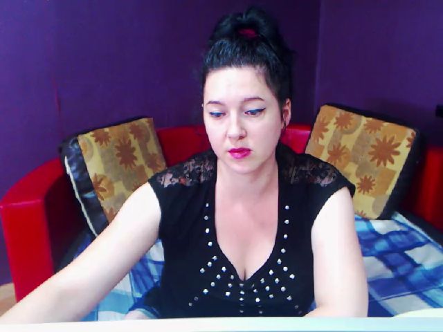 Live sex webcam photo for SlaveMeRubyX #254733865