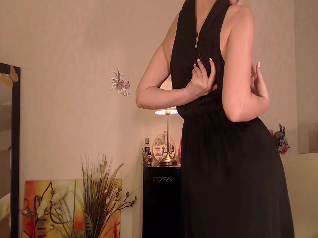 Live sex webcam photo for OzzyVal #260973117