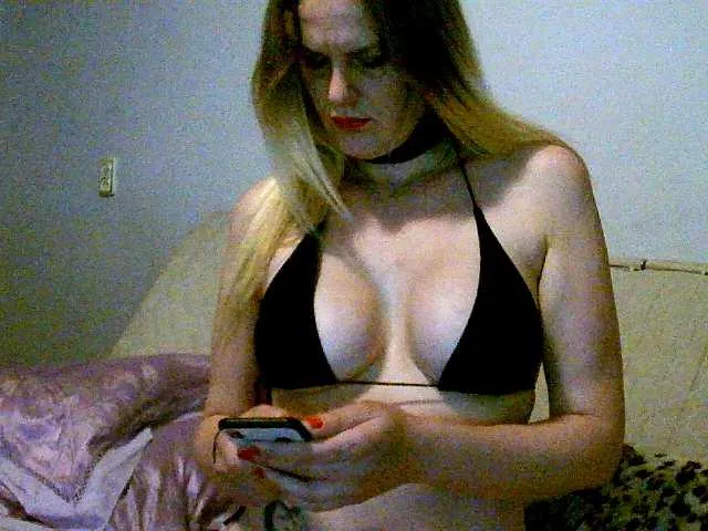 Live sex webcam photo for LadaSt #247231105