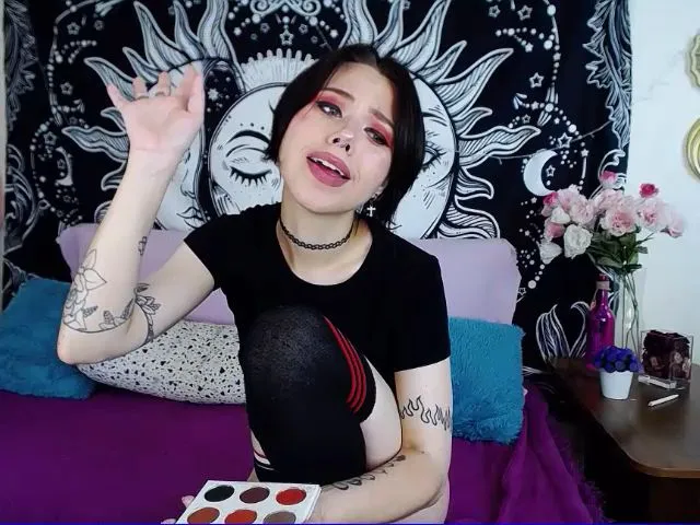 Live sex webcam photo for Vivienlow #254414448