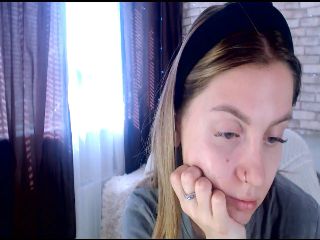 Live sex webcam photo for CumMeaRiver #251757838