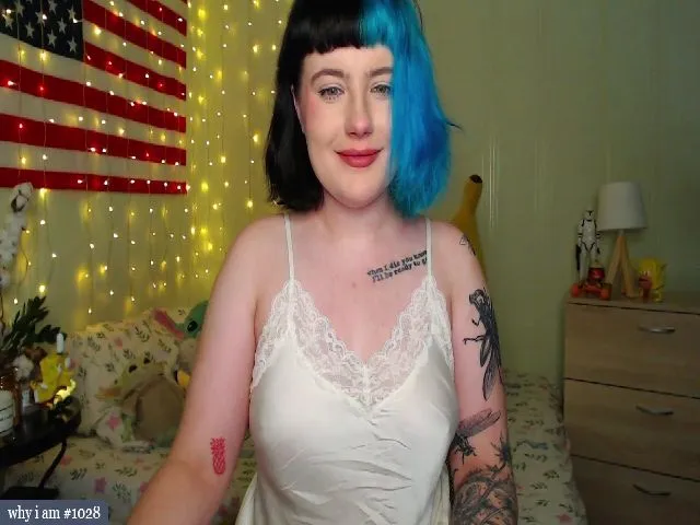 Live sex webcam photo for RoomOfGhosts #255539864