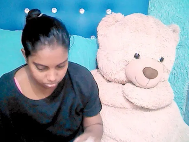 Live sex webcam photo for Indianpride #262456708