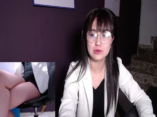 Live sex webcam photo for Charlotte_3x #253467182