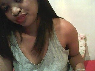 Live sex webcam photo for Roniquelah #240680867