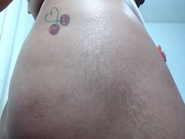 Live sex webcam photo for Melissa_m1 #256682541