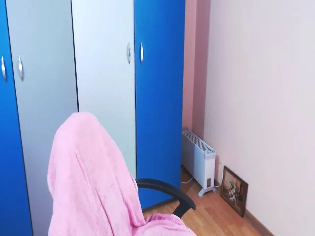 Live sex webcam photo for Miss_Judith #255587158