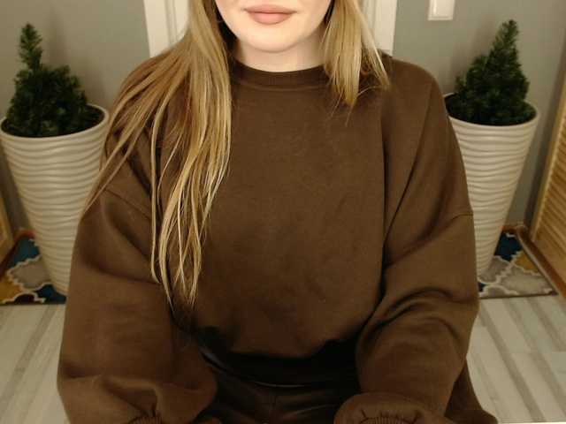 Live sex webcam photo for AvaHealthy #241275122