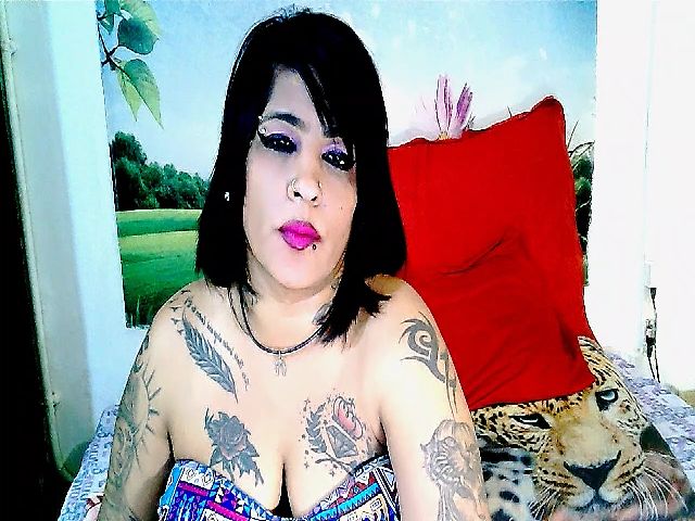 Live sex webcam photo for IndianKatz #255163362