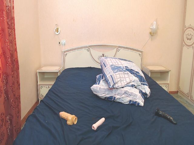 Live sex webcam photo for AlinaBoobs #254725658