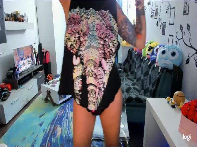 Live sex webcam photo for OneLife_ #253950127