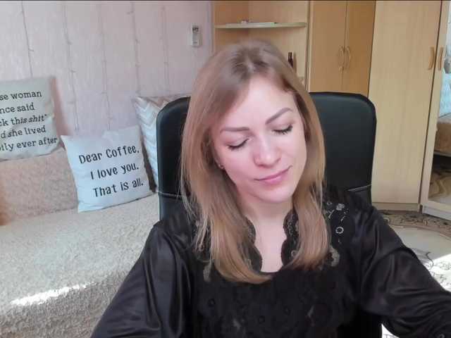 Live sex webcam photo for CherishSia #241200308