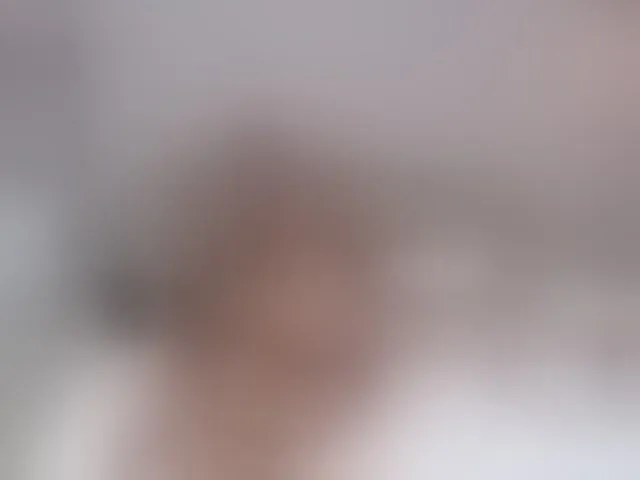 Live sex webcam photo for LauraCrystall #259331830