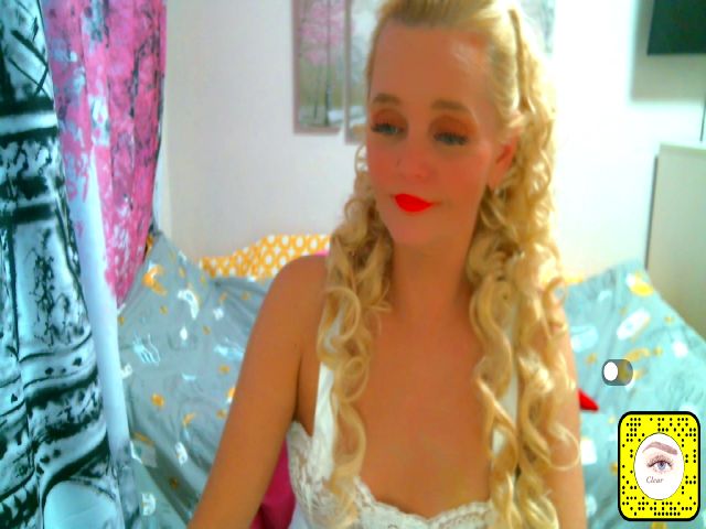 Live sex webcam photo for ChristiRoses #264436738