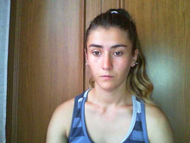 Live sex webcam photo for ozlemyilmaz23 #251573968