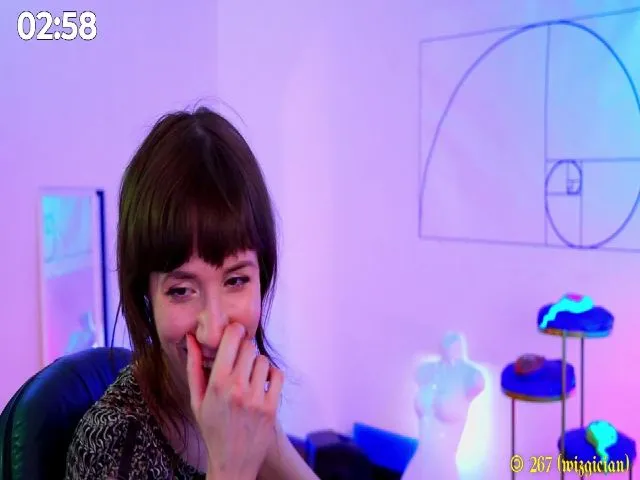 Live sex webcam photo for MinnieMoralia #253556577