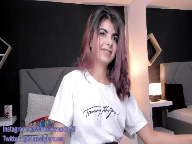 Live sex webcam photo for Manelyk_m #253477110