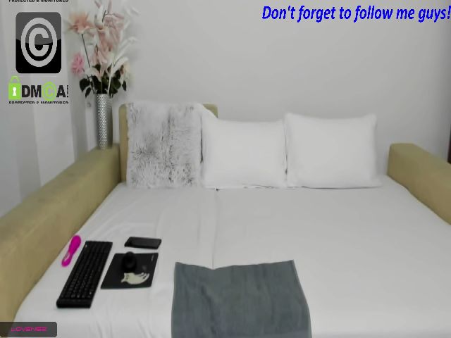 Live sex webcam photo for AnissyaX #253025005