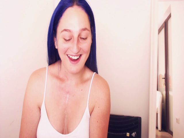 Live sex webcam photo for wetkittycum #252637689