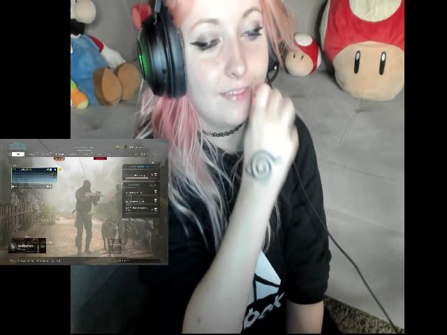 Live sex webcam photo for PrincessBluu #252691910