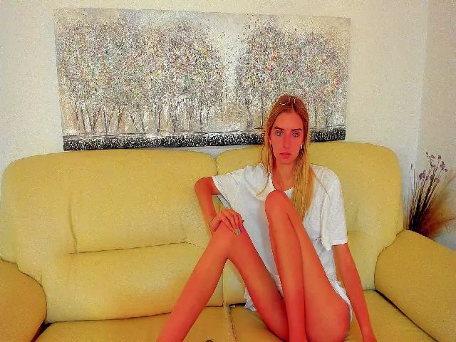 Live sex webcam photo for Springibabby #265308872