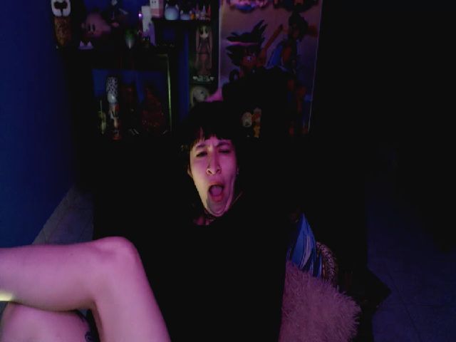 Live sex webcam photo for umaru_michae #254725556