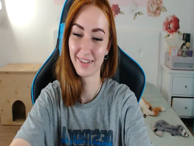 Live sex webcam photo for CassidyShine #256382780