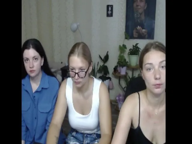 Live sex webcam photo for UrBlack_Kitty #254028919