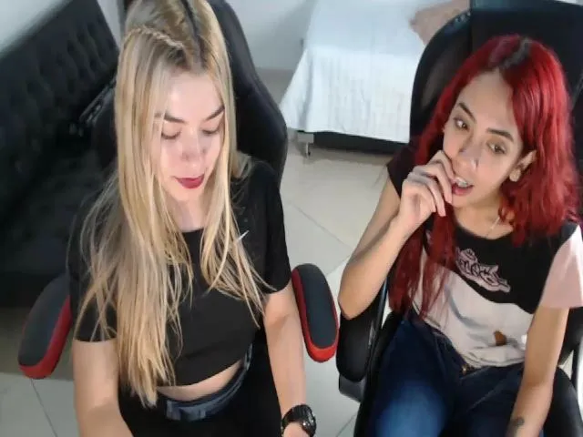Live sex webcam photo for Thaunhty #262897593